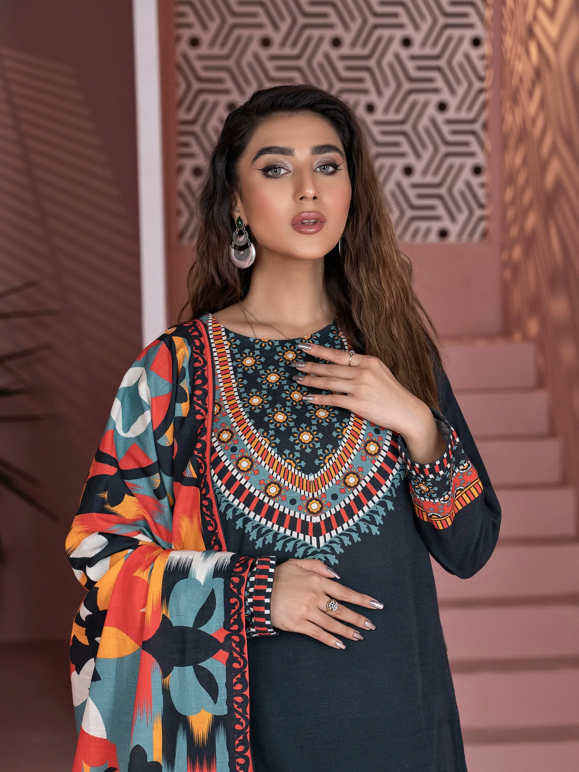 2 Piece Khaddar Suit-Printed (Unstitched)