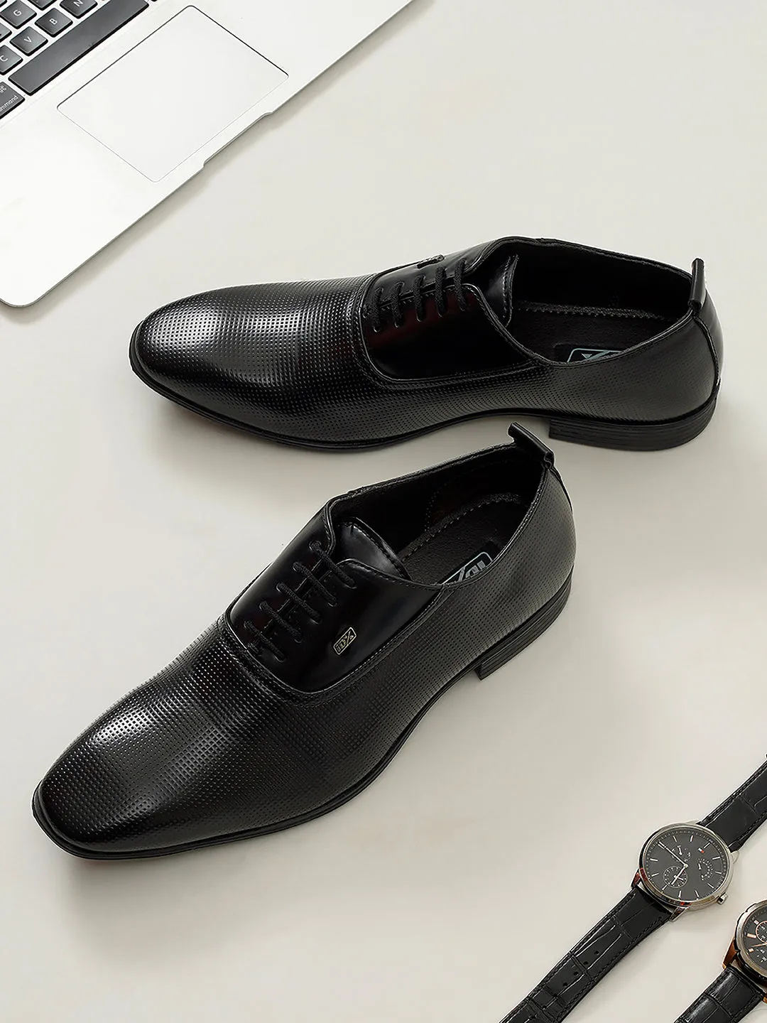 Men's Black Texture Finish Lace Up Formal (IX2031)