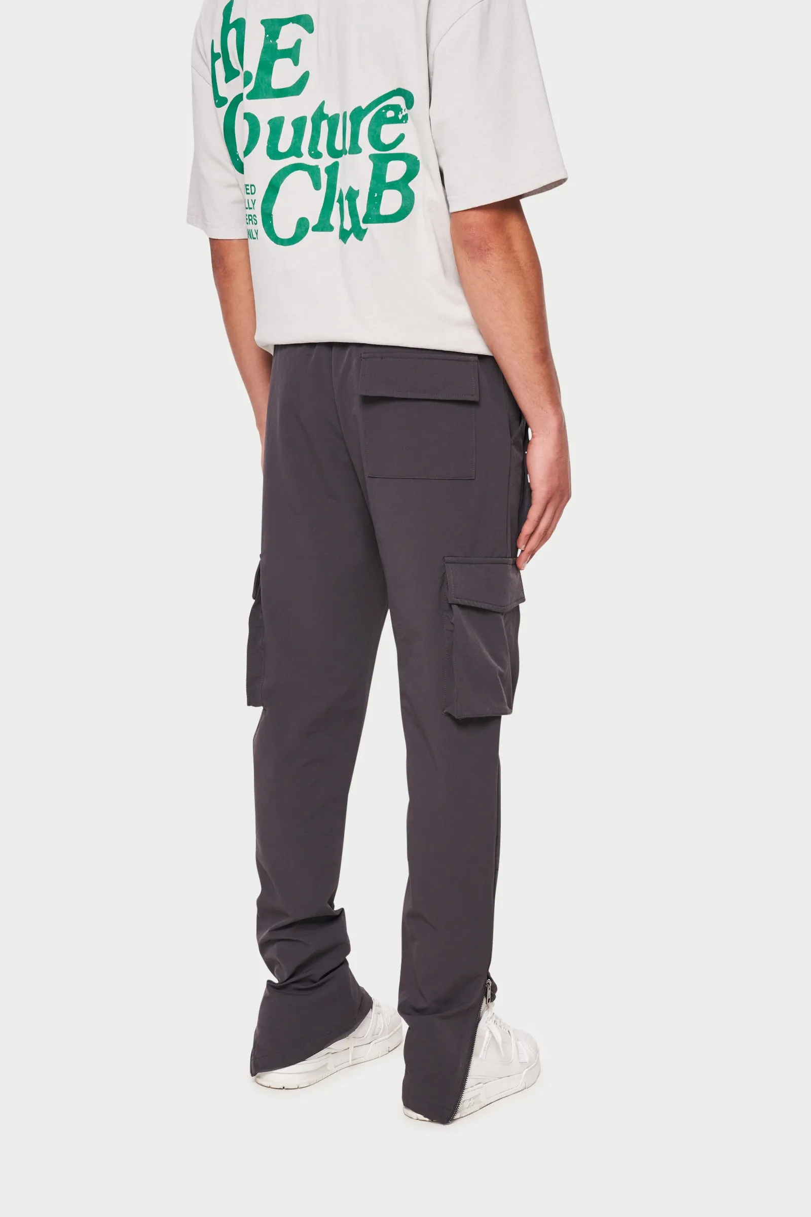 TECHNICAL STRETCH ZIP CARGO PANTS - CHARCOAL