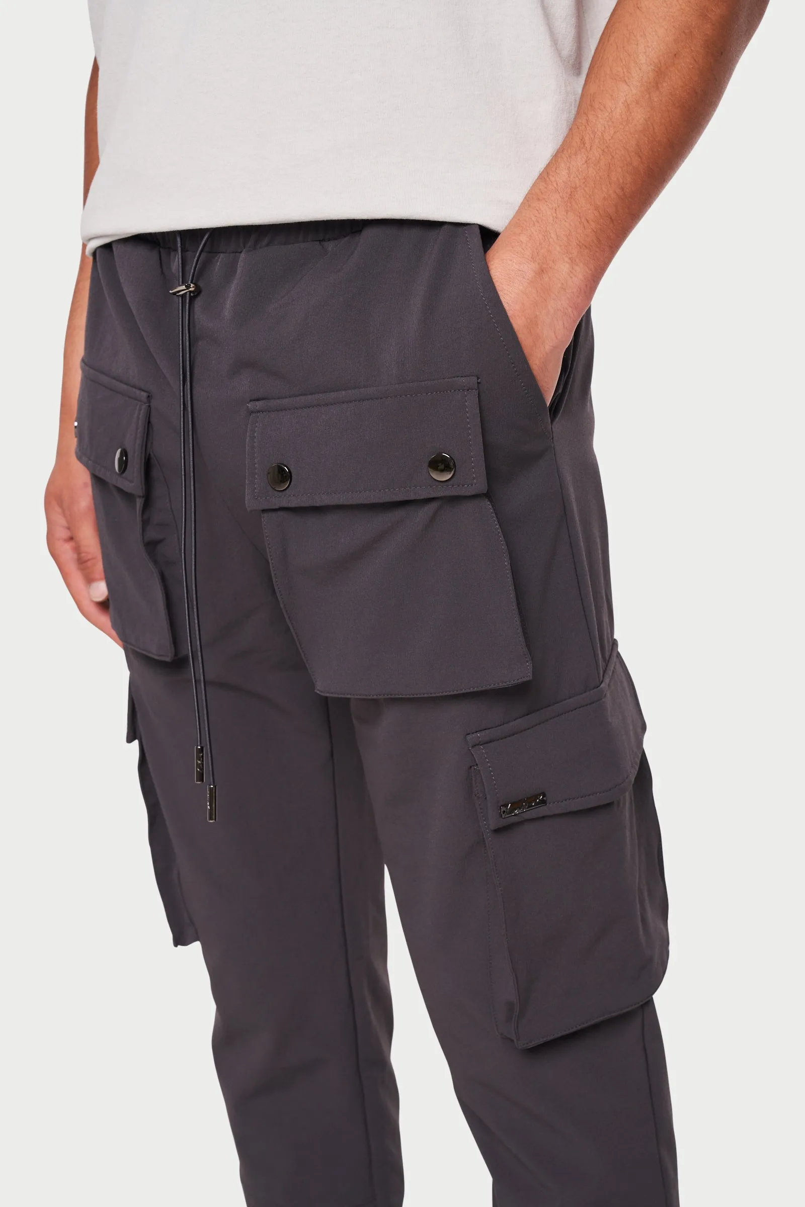 TECHNICAL STRETCH ZIP CARGO PANTS - CHARCOAL