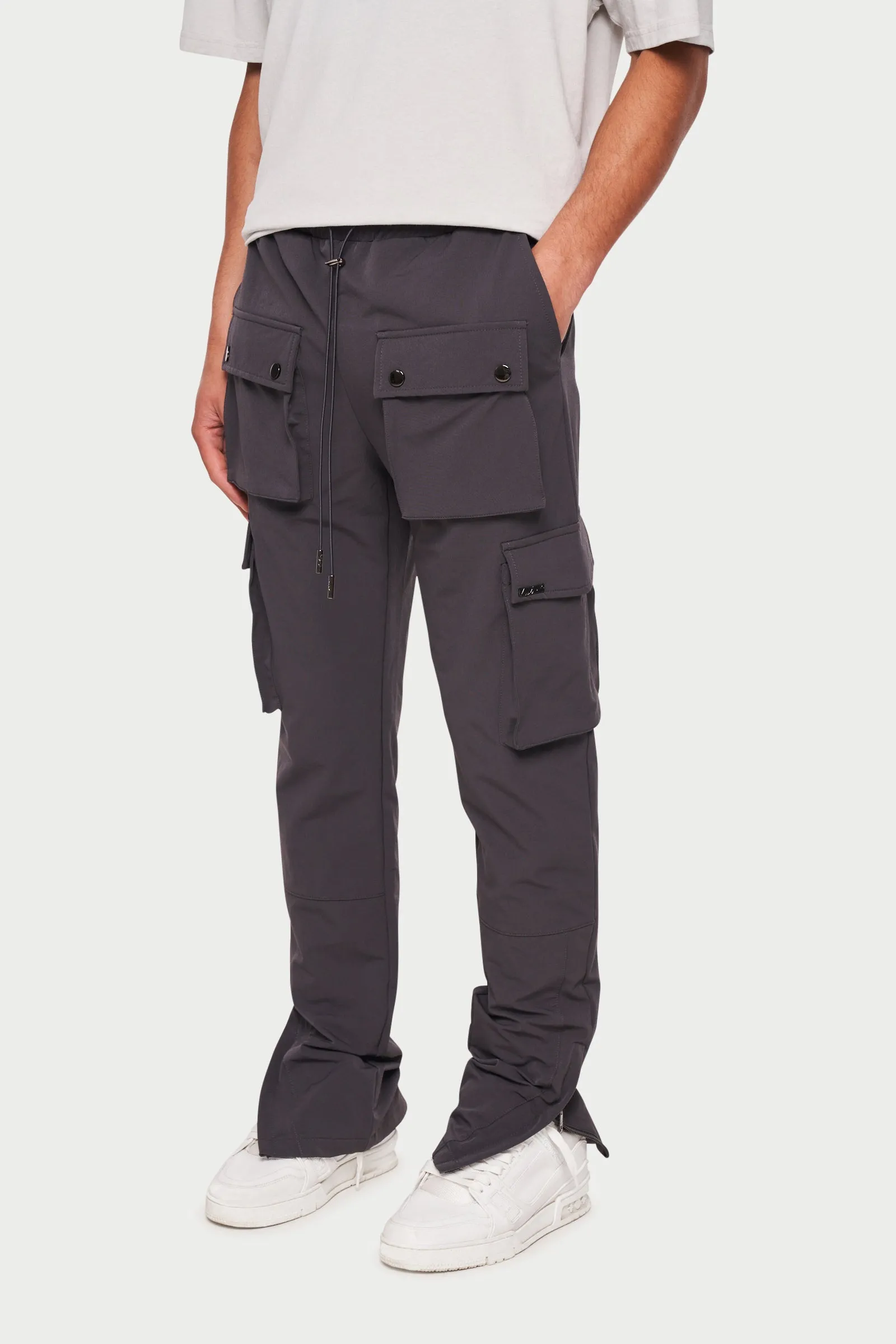 TECHNICAL STRETCH ZIP CARGO PANTS - CHARCOAL